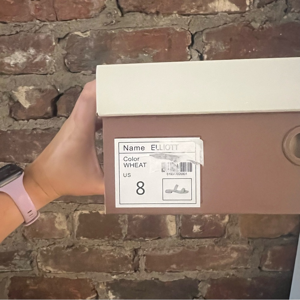 Oasis Society Women's Cream Braided Sandals - Picture 4 of 5